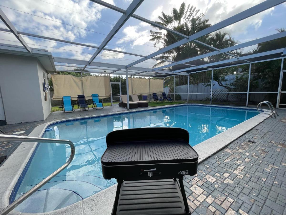 Pool Vacation Villa Hollywood Dış mekan fotoğraf
